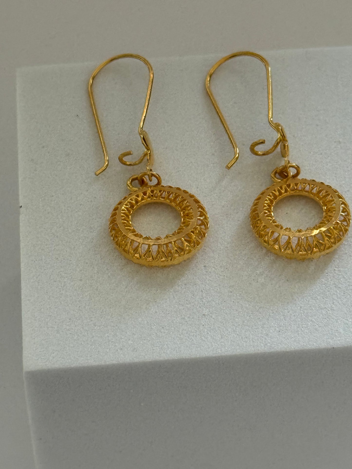 Gold Dangle