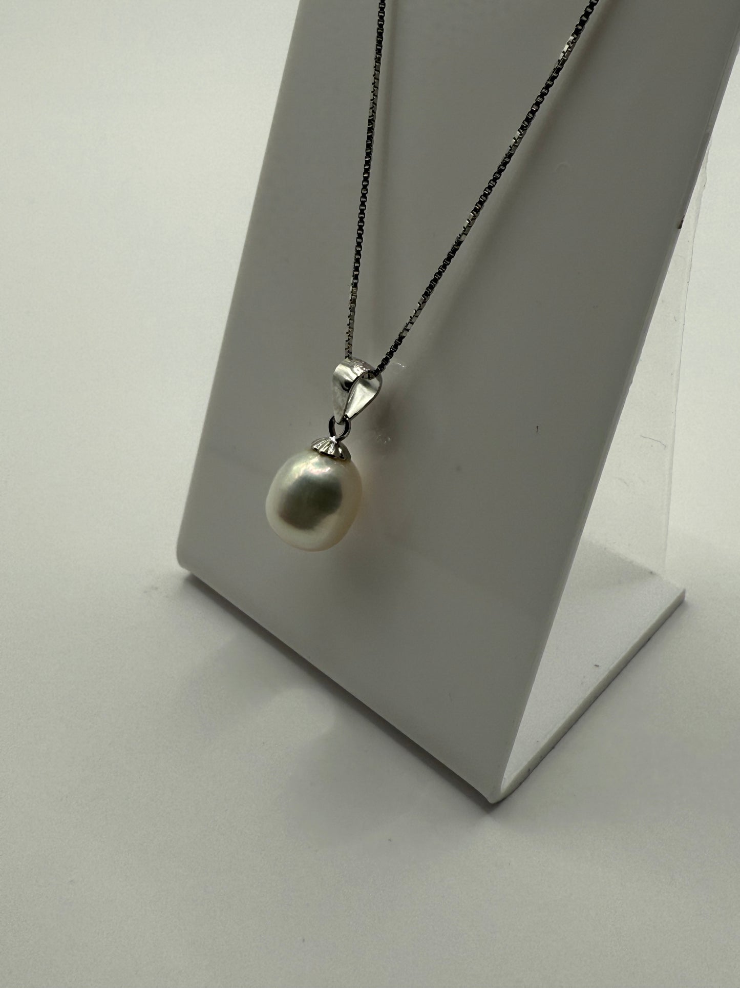 Pearl Neckless